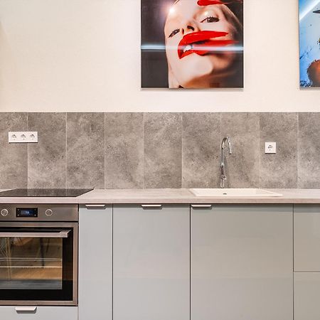 Aviator Luxury Apartment บูดาเปสต์ ภายนอก รูปภาพ